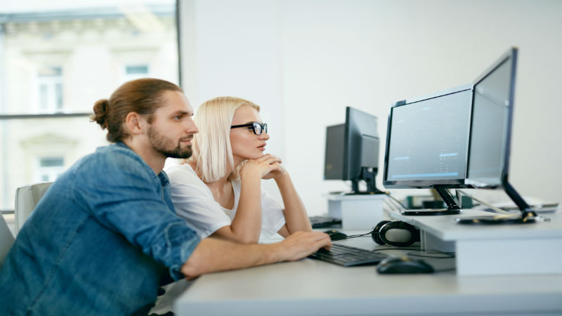 The Top Four Benefits That Your Business Can Reap From Using Checks