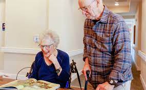 Advantages of Living in a Retirement Community for Seniors in Houston, TX