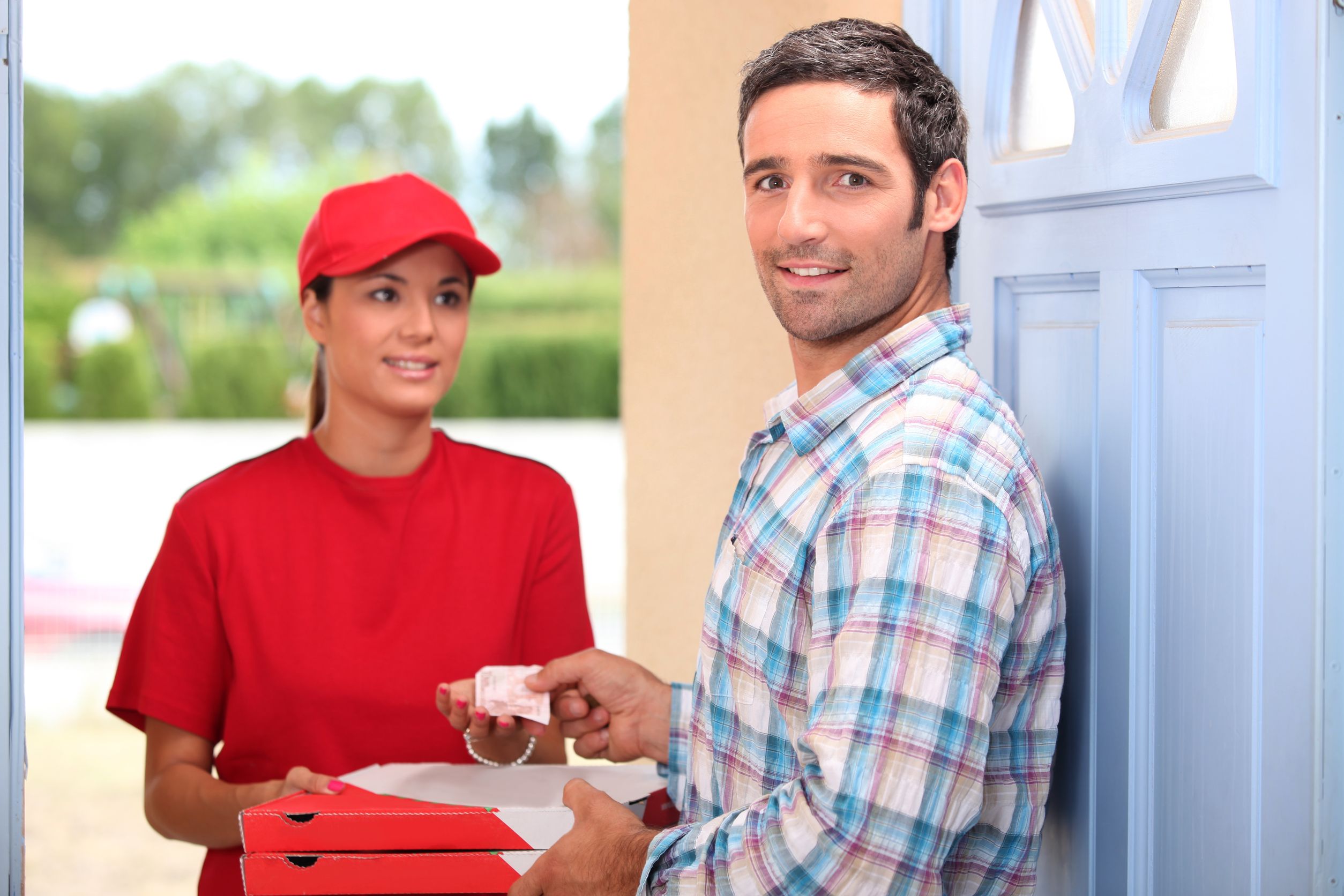When Is the Best Time to Use Pizza Delivery in Naples, Florida?