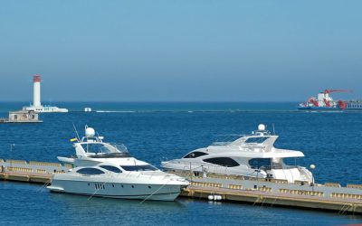 Experience Unforgettable Getaways with Yacht Rental in Miami, FL for Family and Friends